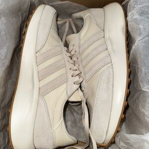 Adidas Cream and Beige Sneakers